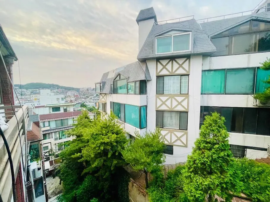 The Biggest Three Bedroom In Hongdae, Sinchon, Yonsei Seoul Apartment