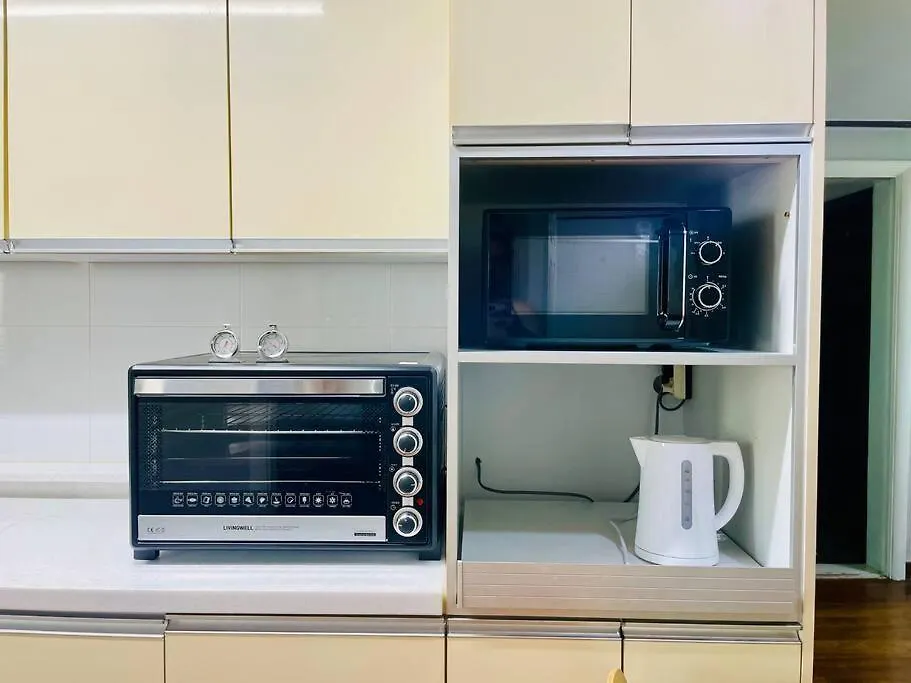 The Biggest Three Bedroom In Hongdae, Sinchon, Yonsei Seoul South Korea